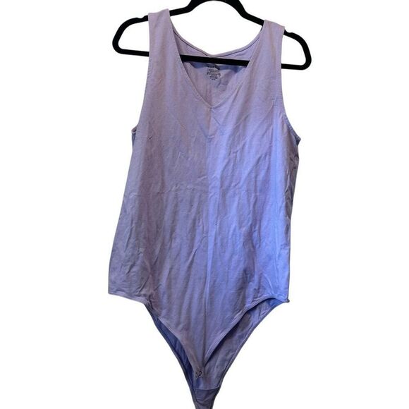 Torrid Sleeveless Stretch Deep V-Neck Foxy Tank Bodysuit Lavender Size 2 - Picture 1 of 5